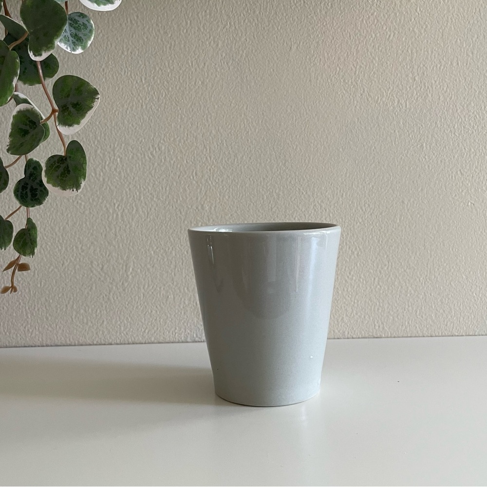 Light Grey Plant Pot
